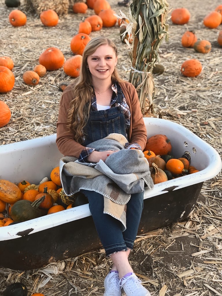 Basic Fall Maternity Layering Pieces